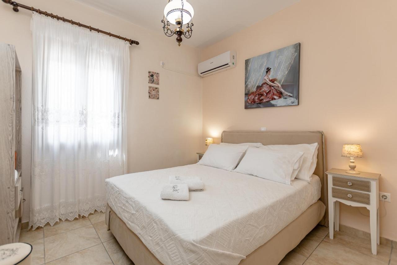 Villa Of Roses In Naxos - Private With Pool