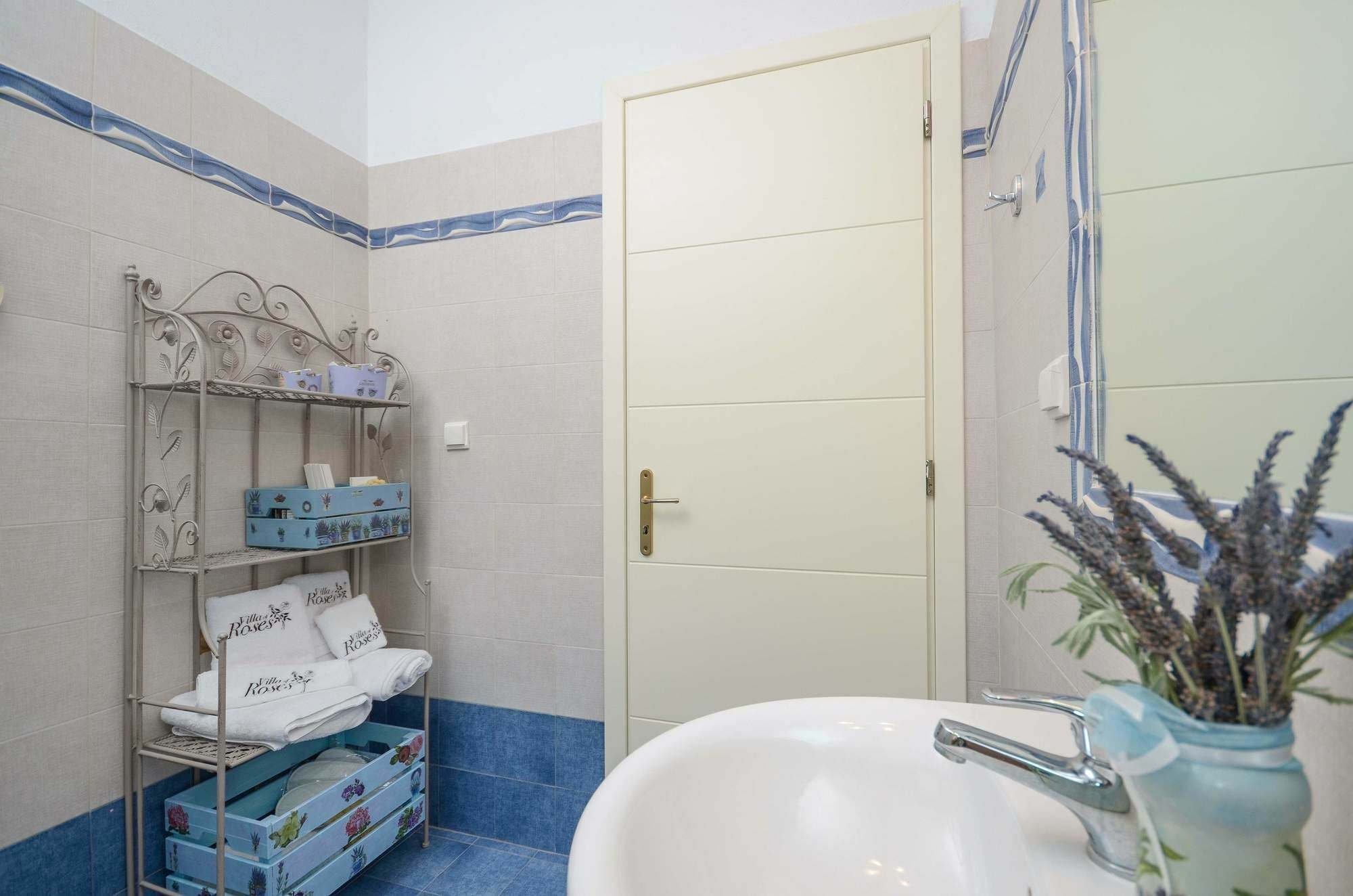 Of Roses In Naxos - Private With Pool Villa Naxos City
